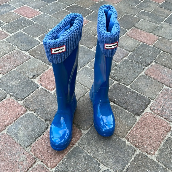 Hunter rain boots w/ liners and bag - Picture 3 of 4